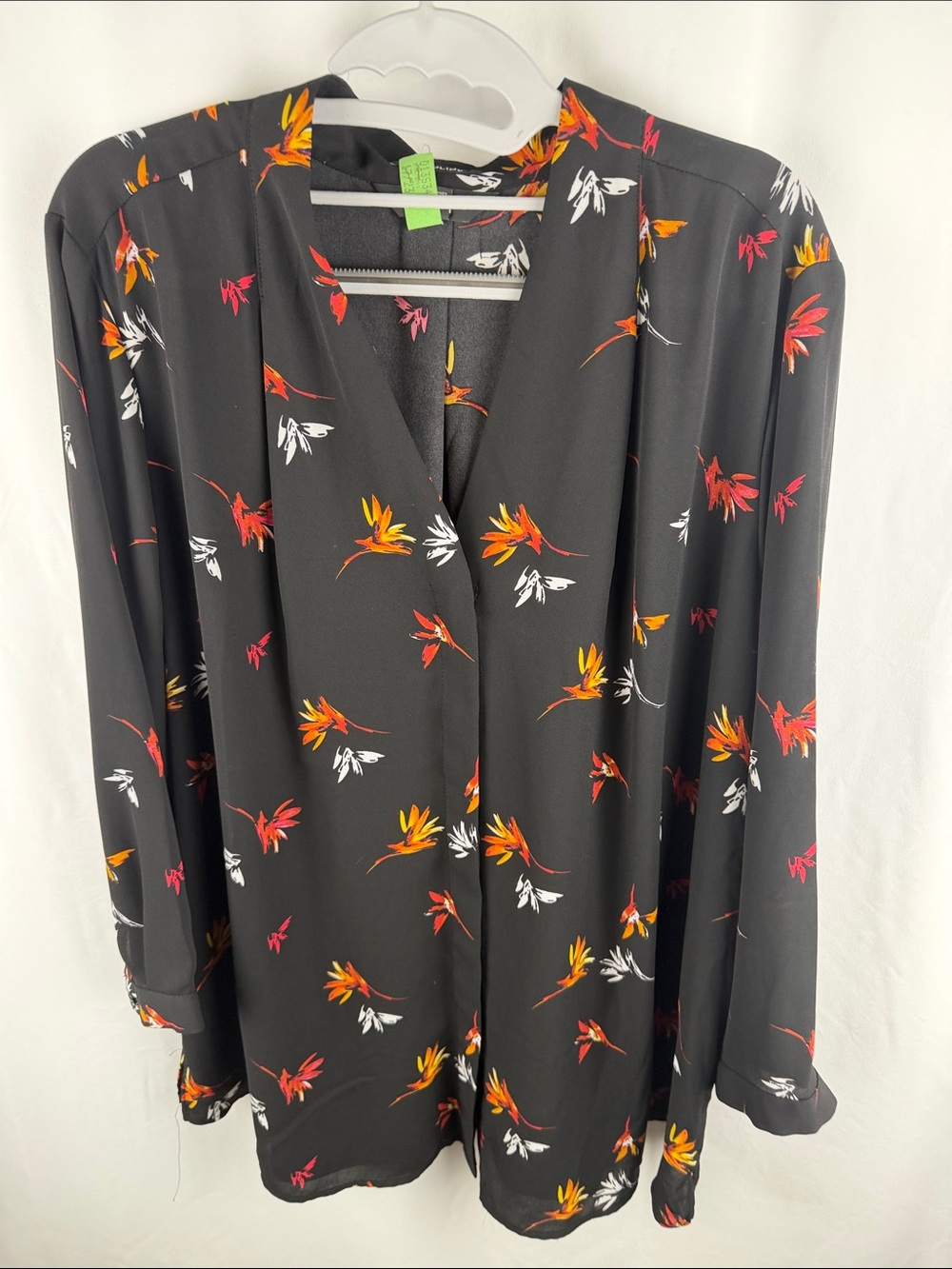 Investments Caroline Signature Black Floral V-Neck 3/4 Sleeve Blouse